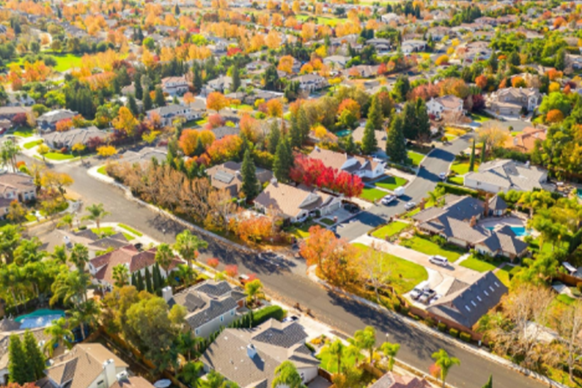 Secretos Inmobiliarios para Vender tu Casa en California: La Guía de un Experto